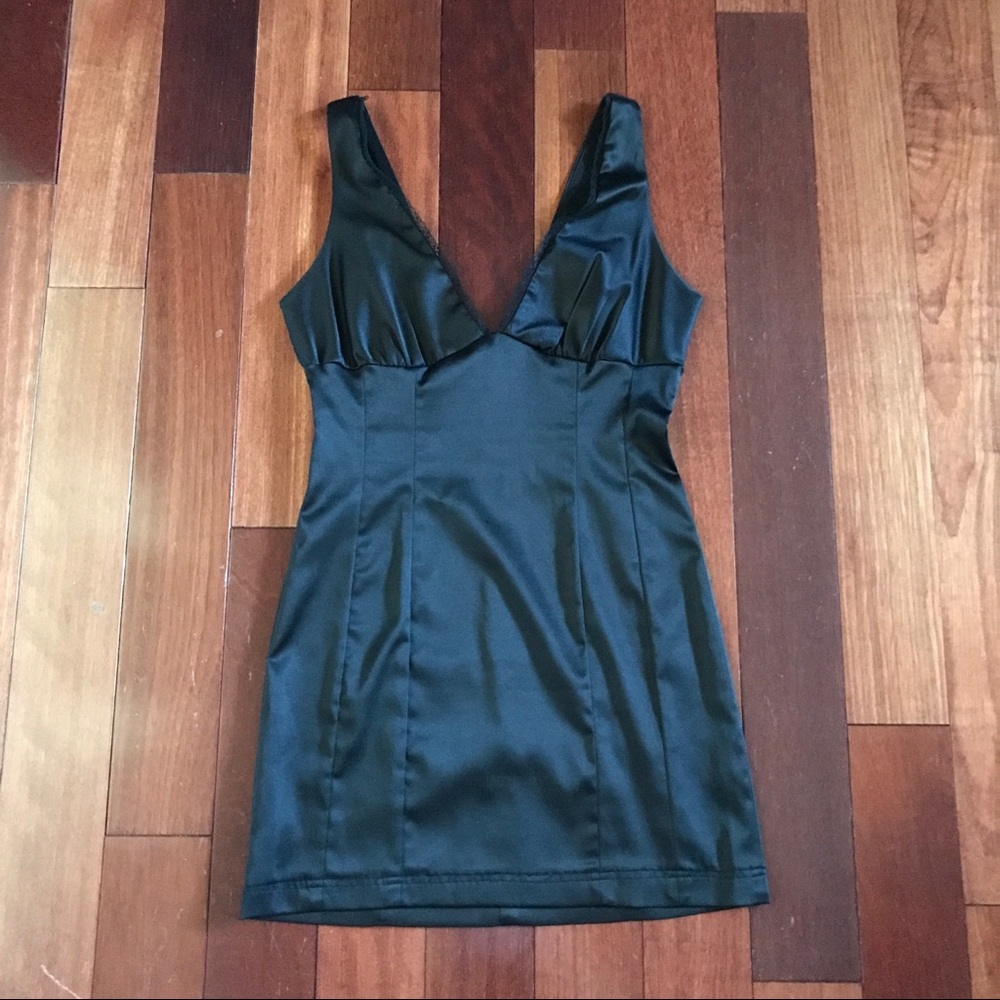 FOREVER 21 LBD Little Black Dress - size S